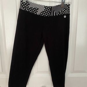 Black Capri Activewear